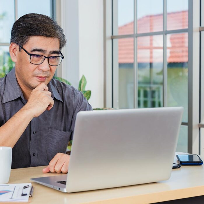 a person uses a computer to search for "What can be mistaken for rheumatoid arthritis?"